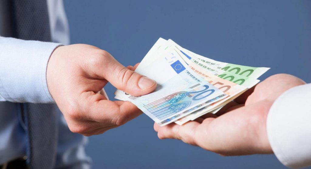 UGT FICA CyL advierte que “el salario justo no se coge vacaciones”